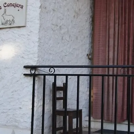 La Conejera * Madrigalejo Del Monte